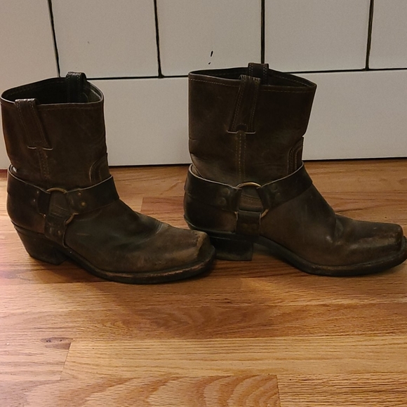 Frye short boot - Picture 2 of 5